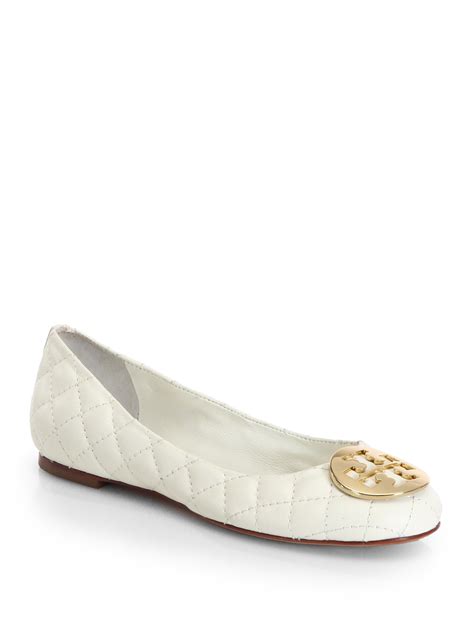 white tory burch flat